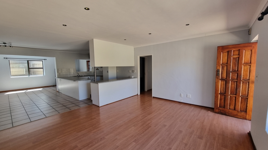 6 Bedroom Property for Sale in Lochnerhof Western Cape